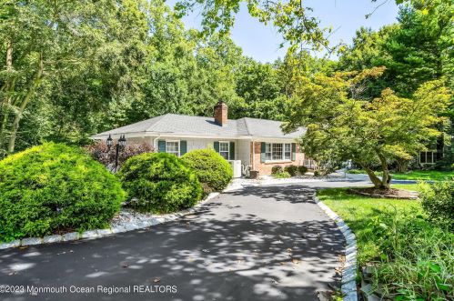 58 Heron Rd, Middletown, NJ 07748-2936
