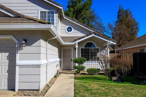 5208 Cimarron Ct, Salida, CA 95368-9045