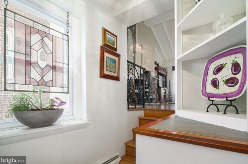 1336 Lombard St, Philadelphia PA  19147-1004 exterior