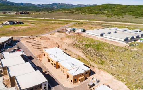 4554 Forestdale Dr, Park City UT  84098-4302 exterior