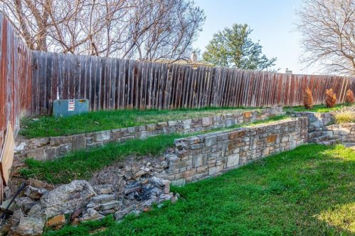 7909 Katie Ln, Fort Worth TX 76148-1512 exterior