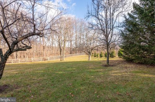 874 Pheasant Hill Rd, Summit Point WV  25446-3634 exterior