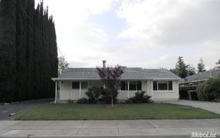 740 Walnut St, Valley Home, CA 95361-2930