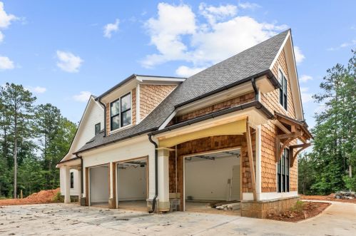 106 Piedmont Cir, Forsyth, GA 31029-4498