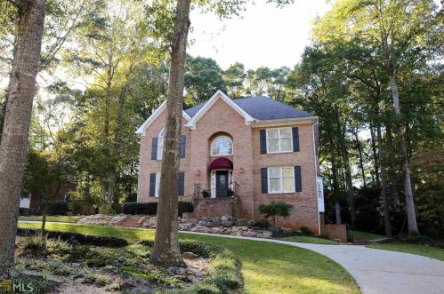 60 Fawn Rdg, Newnan, GA 30265-1225