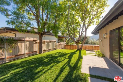 5308 Cortolane Dr, Glendale CA  91214-1308 exterior