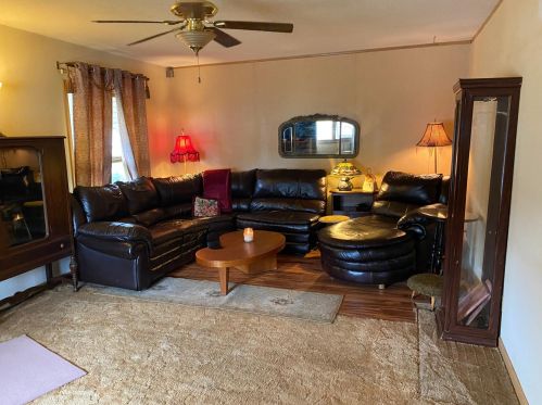 117 4th St, Browns Valley, MN 56219-7040