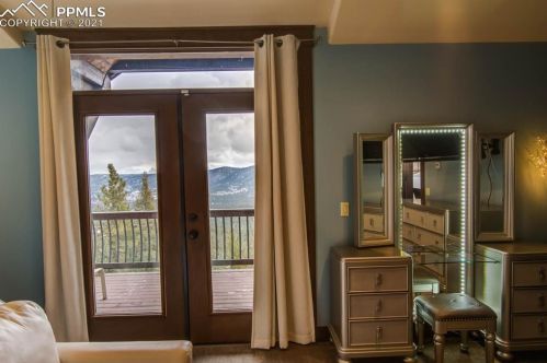 1339 Midland Ave, Woodland Park CO 80863-3118 exterior