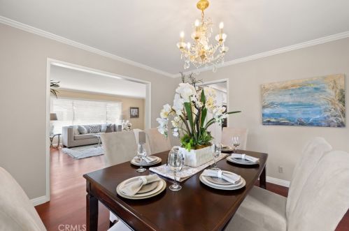 1430 Greenbriar Rd, Glendale CA  91207-1053 exterior