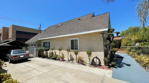 548 Oak St, Glendale CA 91204-1136 exterior