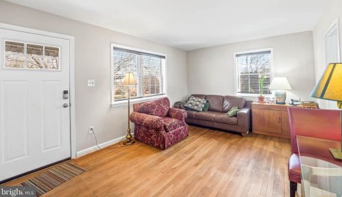 2416 Eccleston St, Silver Spring, MD 20902-4925