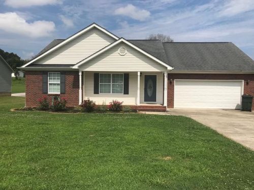 97 Hatfield Dr, Ringgold, GA 30736-6364
