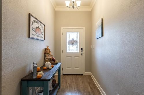 233 Jacinth Ln, Granbury, TX 76049-7796