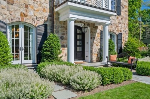 1005 Mount Pleasant Rd, Northfield, IL 60093-3614