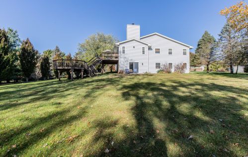555 Timber Ridge Rd, Hollowayville, IL 61356-2891