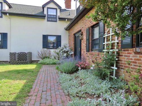 509 Main St, Washington, VA 22747-1819