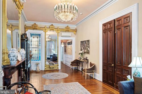 758 10th St, Philadelphia PA 19123-1966 exterior