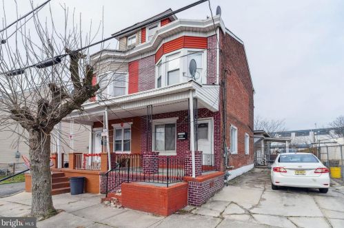 573 Roosevelt St, Trenton, NJ 08618-3602