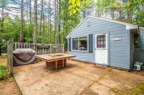 33 Wansor Rd, Wakefield, NH 03830-3864