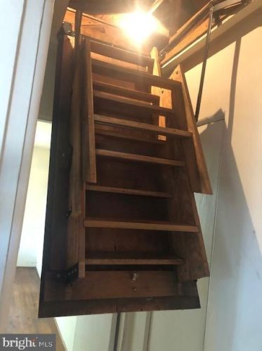 9002 Kimes St, Silver Spring MD 20901-3727 exterior