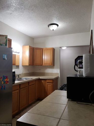 401 Charles Ave, Saint Paul MN  55103-1907 exterior