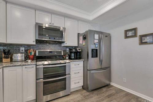 20497 Bloomfield Rd, Riverside CA  92508-2963 exterior