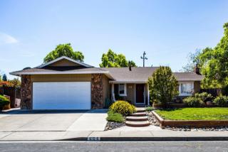 606 Florence Dr, Vacaville, CA 95688-2011