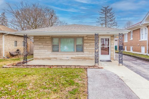 230 William St, Joliet, IL 60435-6936