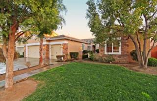 2782 Poe Ave, Clovis, CA 93611-6955