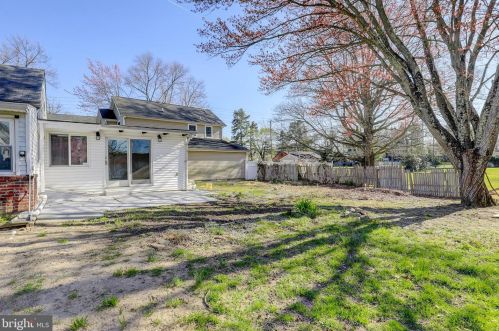 47 Ribsam St, Trenton NJ  08619-3627 exterior