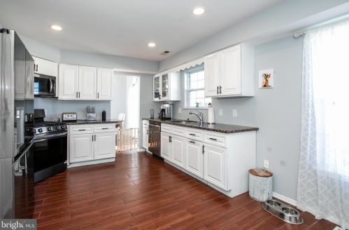 33 Meadowbrook Cir, Erial NJ  08081-1671 exterior