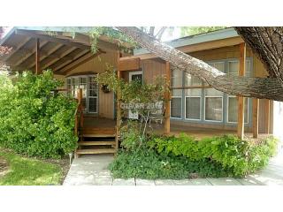 943 Holt Ave, Caliente, NV 89008-2171