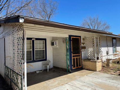 3306 Bengston St, Austin, TX 78702-3104