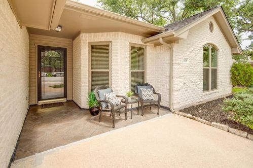 6208 Pelham Ct, Bryan, TX 77802-6059