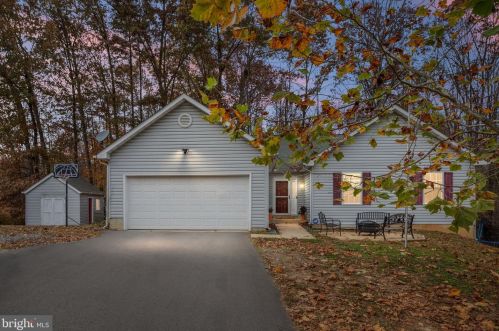 7314 Columbia Dr, Owens, VA 22485-7036