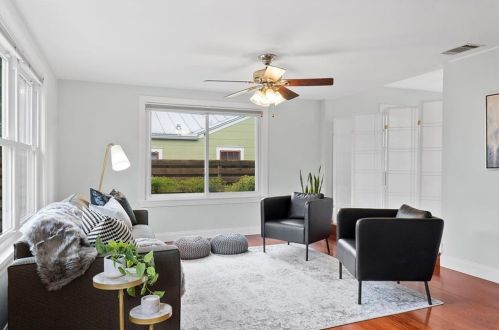 906 43rd St, Austin TX  78751-4405 exterior