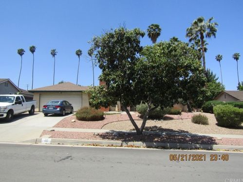 45 Amber Ct, Redlands, CA 92374-4273