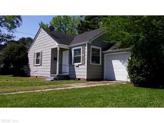 2911 Bapaume Ave, Norfolk VA  23509-1806 exterior