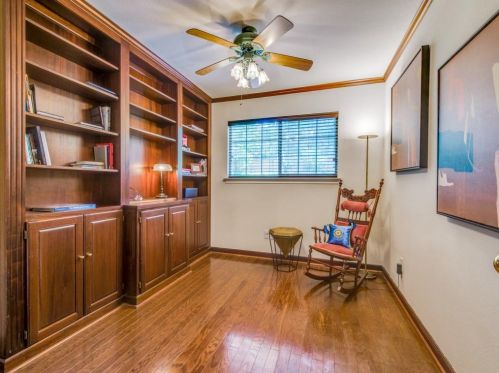 6116 Terrace Oaks Ln, Fort Worth TX  76112-1072 exterior