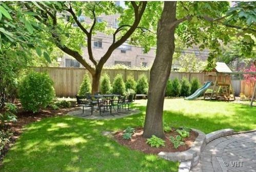451 Aldine Ave, Chicago, IL 60657-3607