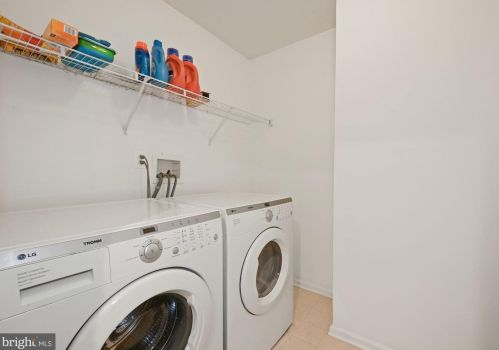 63 Spinnaker Dr, Mount Laurel NJ 08054-6107 exterior