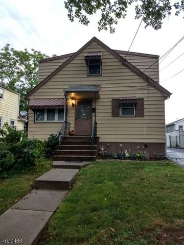 1881 Paterson St, Rahway, NJ 07065-5211