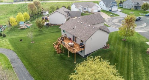 1612 Noric St, Prior Lake, MN 55379-3182