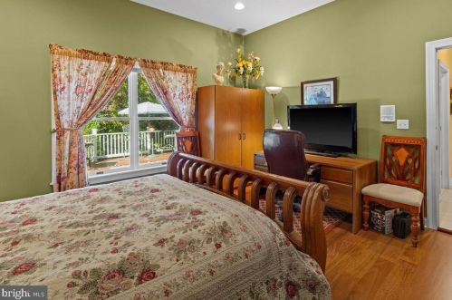 468 State Rd, Princeton NJ  08540-1412 exterior