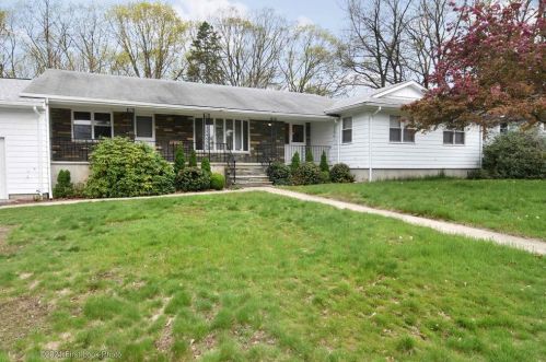 110 Grand View Ave, Providence, RI 02919-5080