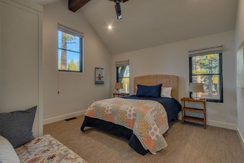 377 James Mciver, Truckee CA  96161-5176 exterior