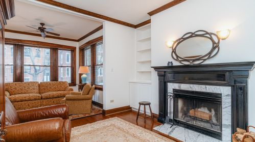 1253 Eddy St, Chicago, IL 60657-1429