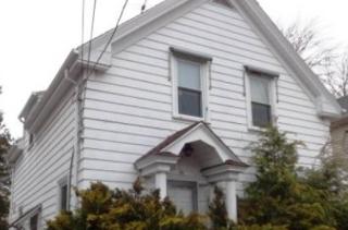 176 Berkshire St, Providence, RI 02908-2617