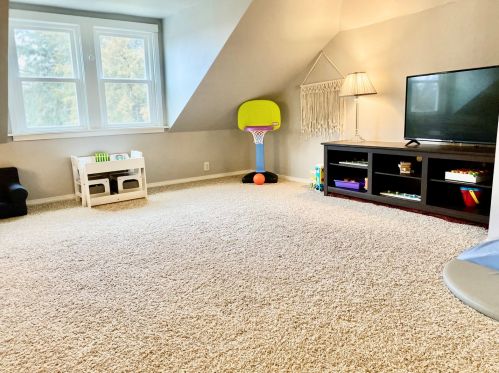 414 Mckenney St, Nelson IL  61021-1628 exterior