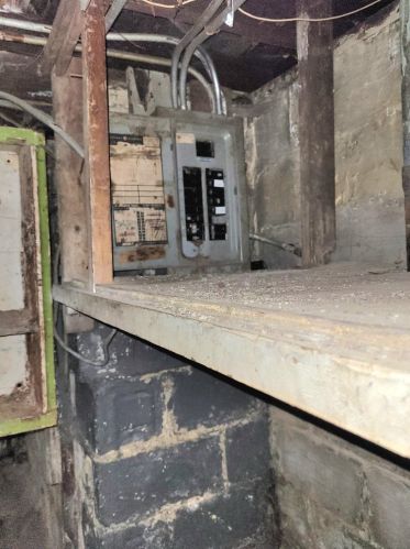 1731 Ellsworth St, Gary IN  46404-2238 exterior